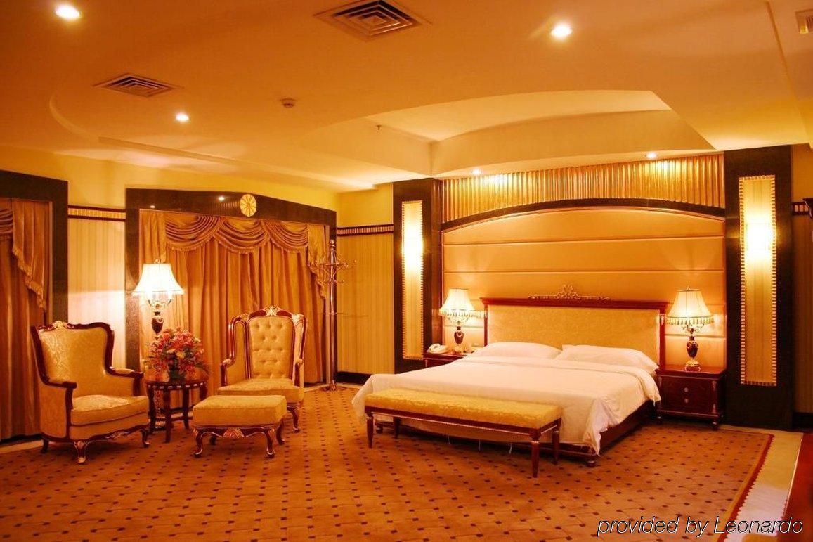 Century Palace Hotel Huizhou  Ruang foto