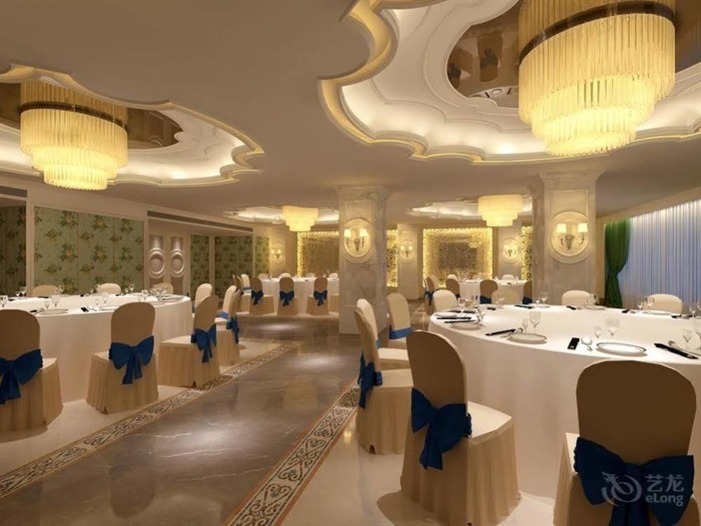 Century Palace Hotel Huizhou  Bagian luar foto