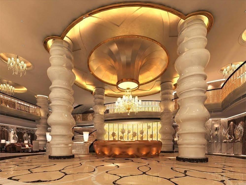 Century Palace Hotel Huizhou  Bagian luar foto